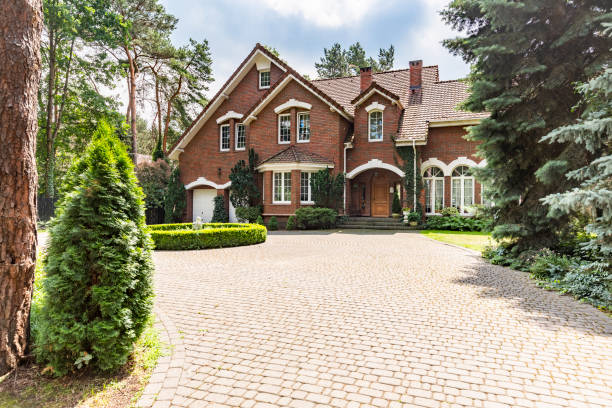 Best Custom Driveway Pavers  in Middleborough Center, MA